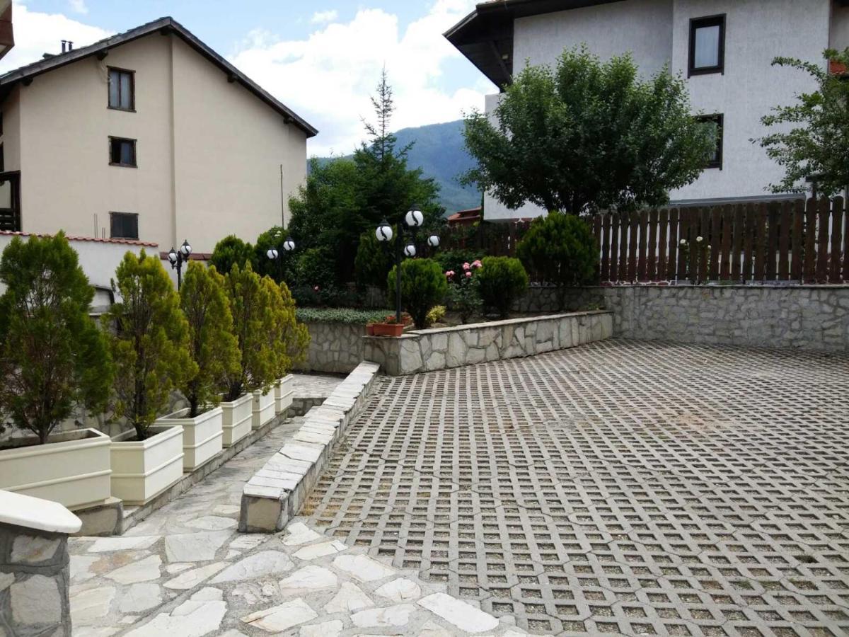 Guest House Ela Bansko Exterior photo